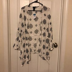 Rue 21 Black & White Kimono